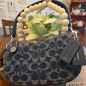 Coach NWT Swinger in Signature Denim
